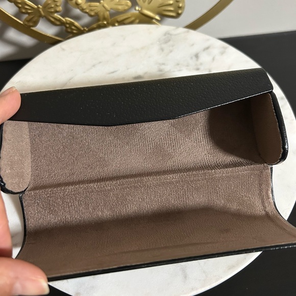 Bundle Deal of sunglasses cases EUC - Picture 9 of 11